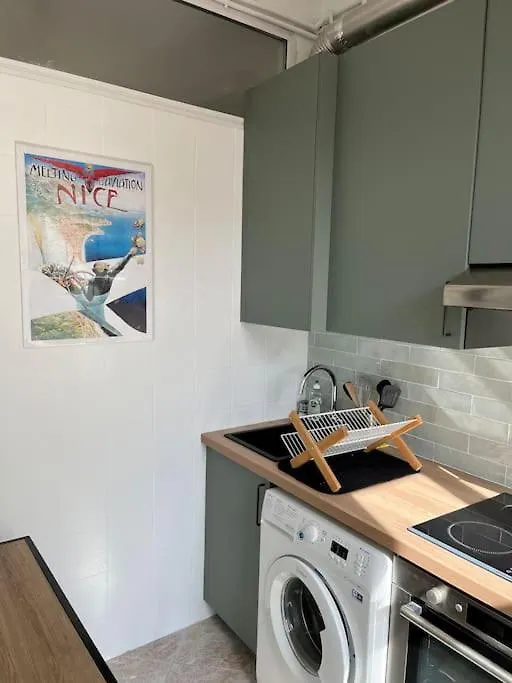 2 Pieces Cocooning Pres Du Port/Gare Riquier Lejlighed Nice 0*,  Frankrig