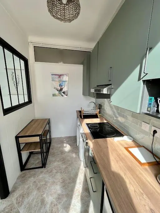 2 Pieces Cocooning Pres Du Port/Gare Riquier Apartment Nice 0*,  France
