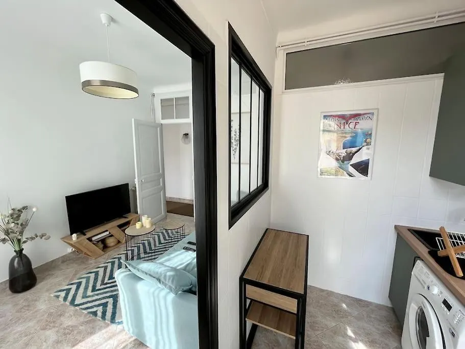 2 Pieces Cocooning Pres Du Port/Gare Riquier Apartment Nice 0*,